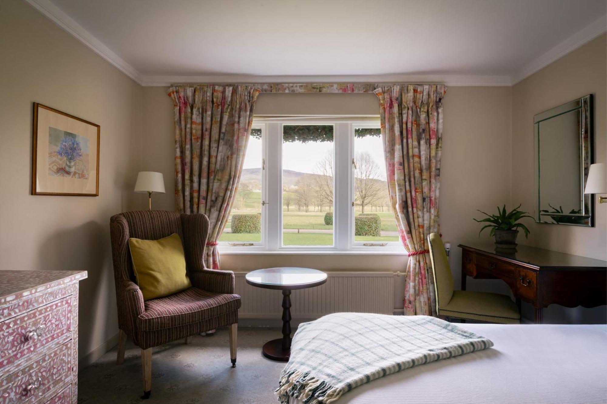 The Devonshire Arms Hotel At Bolton Abbey Exterior photo